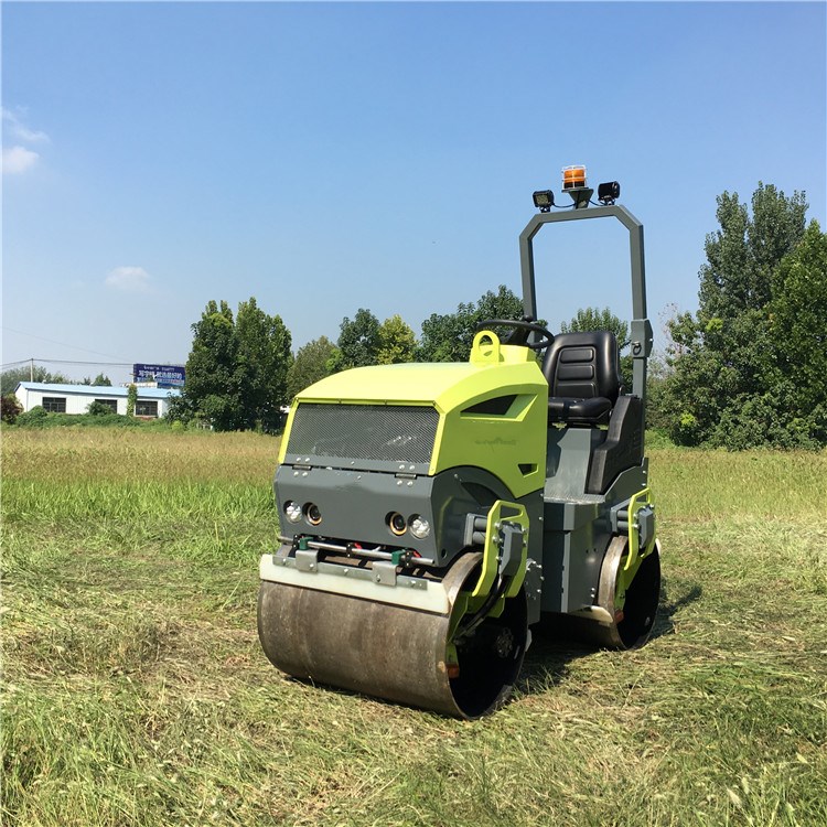 小型壓路機傳動系統有什么作用？